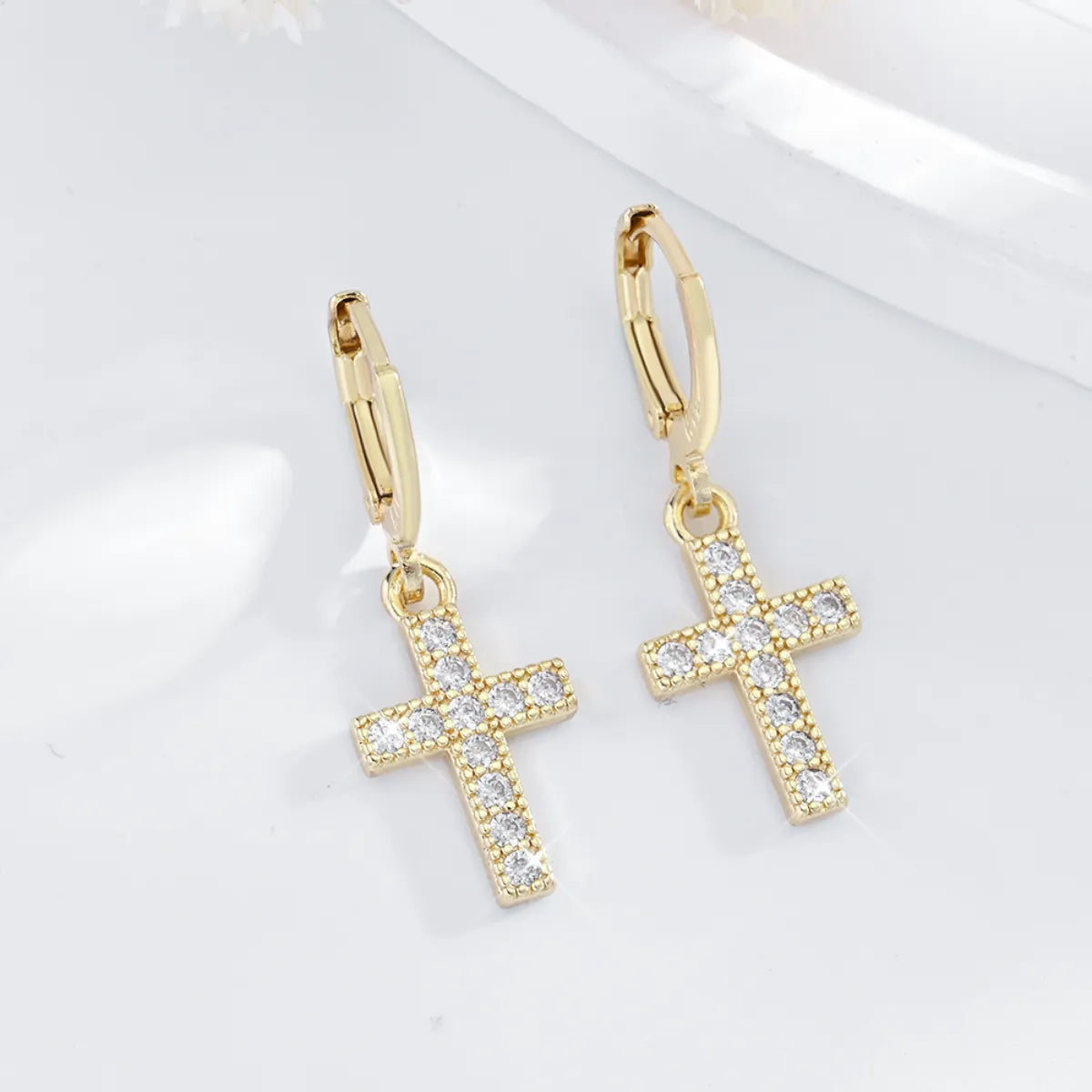 Arete Candonga Mujer Niña Cruz Mediana Oro Laminado Circonio