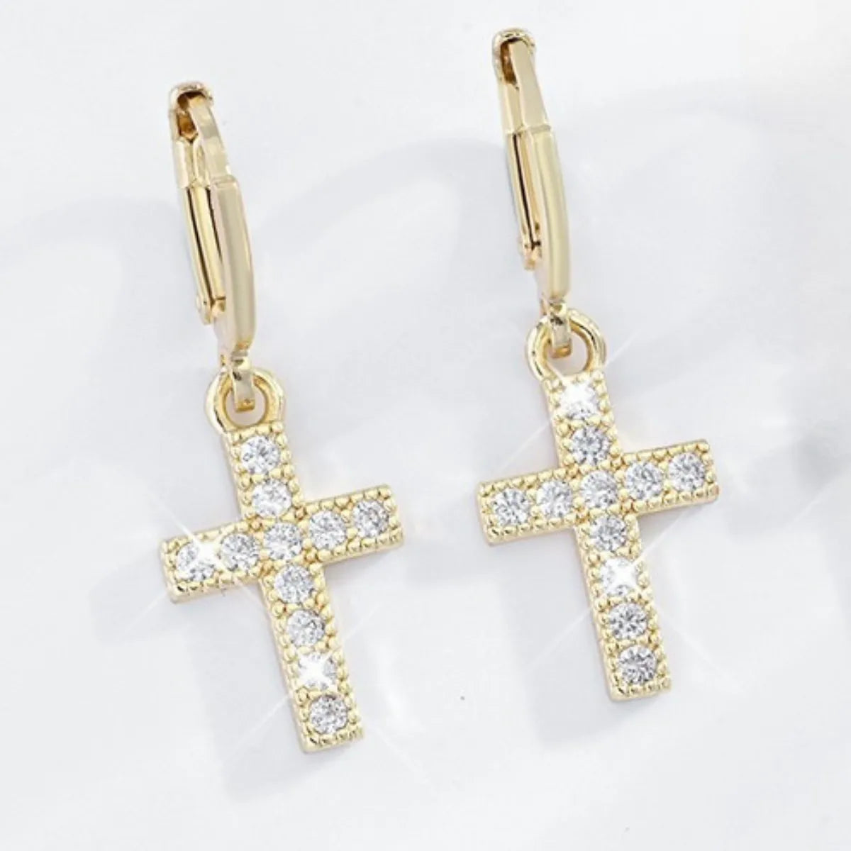 Arete Candonga Mujer Niña Cruz Mediana Oro Laminado Circonio