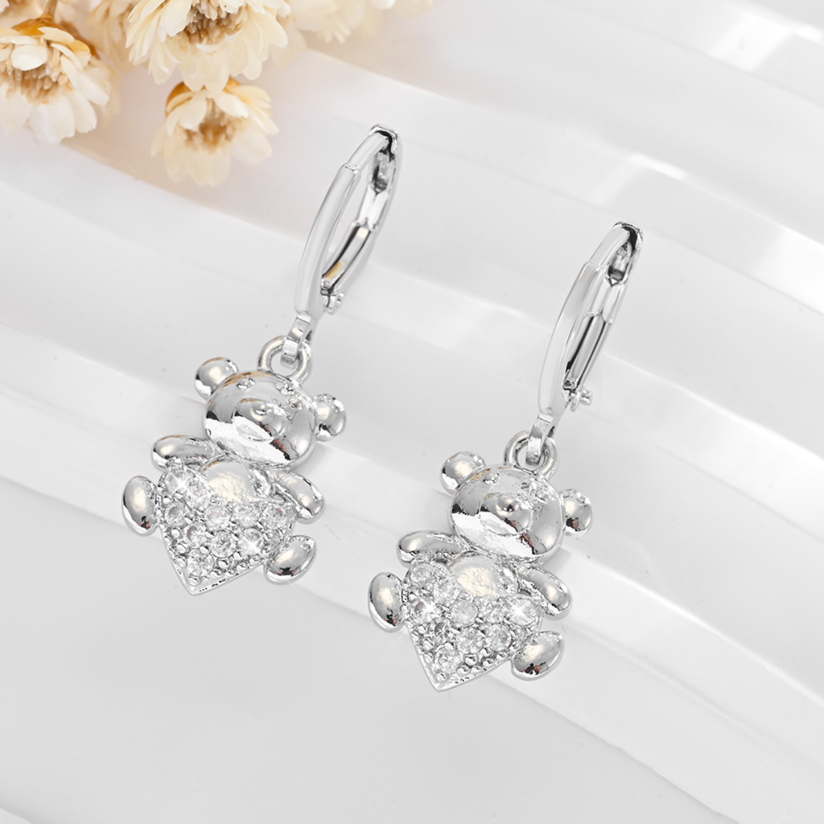Aretes Candonga Mujer Osito Corazón Oro Laminado Circonios