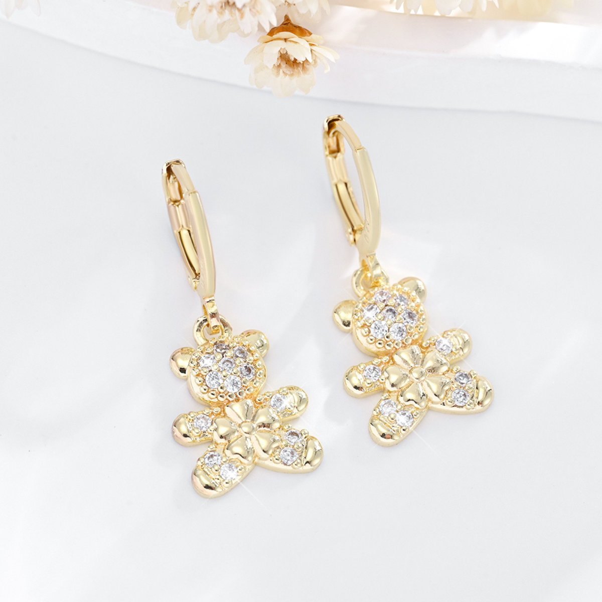 Aretes Candonga Mujer Osito Flor Oro Laminado Circonios