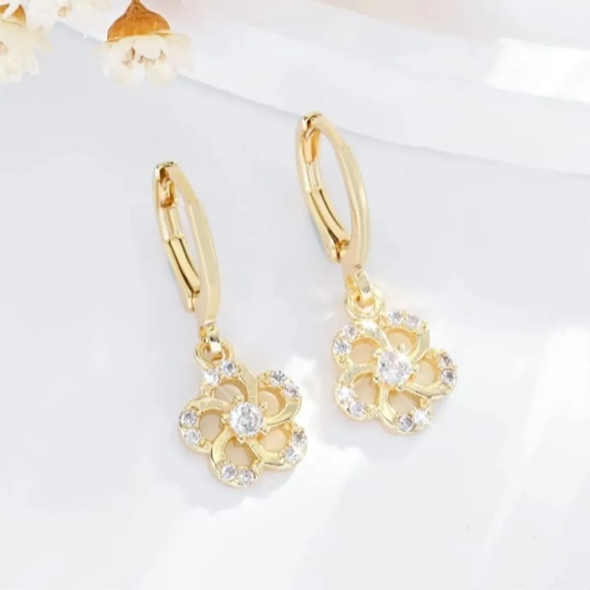 Arete Candonga Mujer Molino De Viento Oro Laminado Circonios